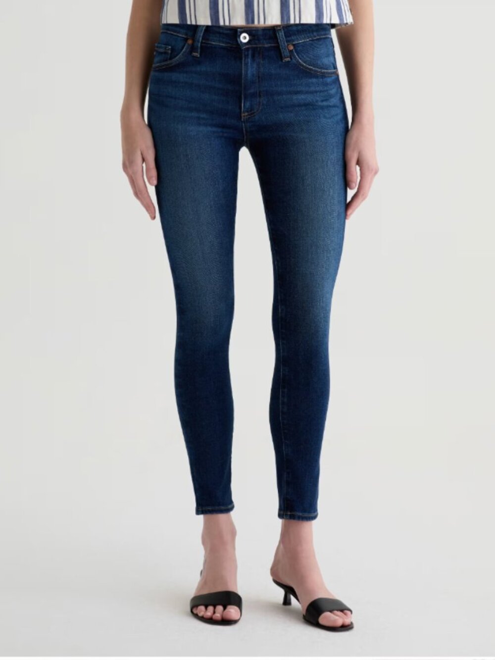 AG Adriano Goldschmied Farrah Skinny Jeans - 28R